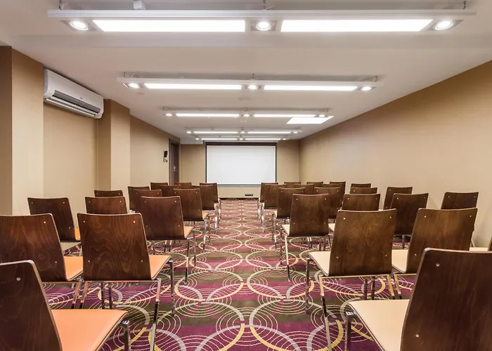 Hotel Hotel Desilva Premium Poznan 4*