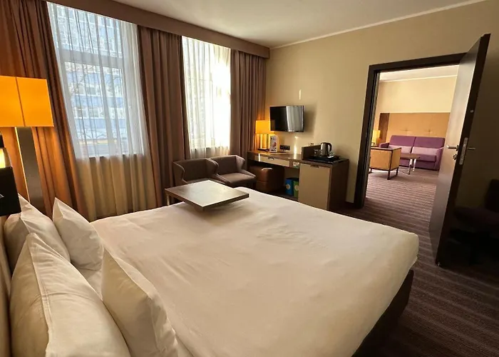 波兹南德席尔瓦高级酒店